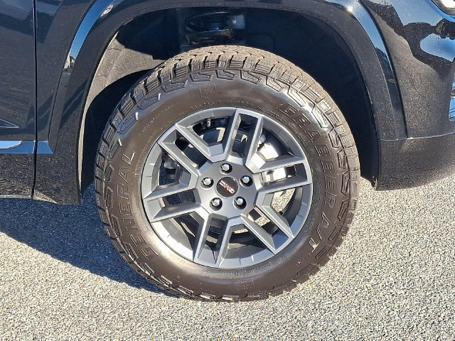 New 2027 GMC Terrain AT4 w/ Convenience Package III AWD/4WD image 6