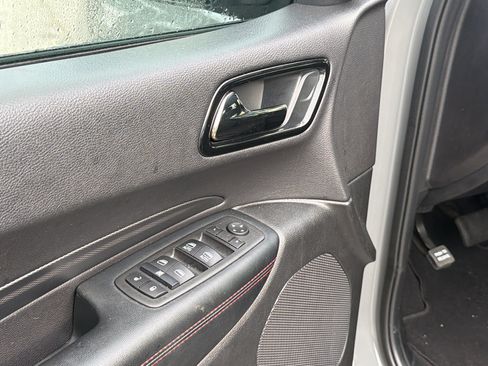 Used 2025 Dodge Durango GT AWD/4WD image 15