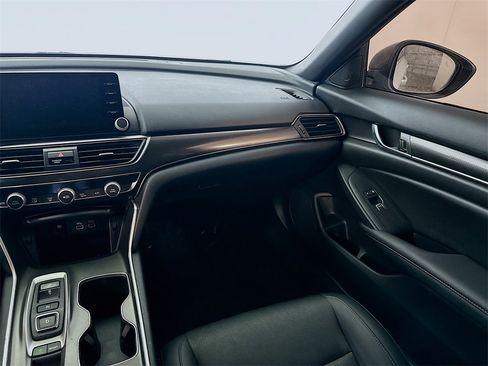Used 2022 Honda Accord Sport image 19