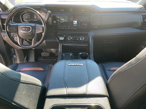 Used 2024 GMC Sierra 2500 AT4 w/ Technology Package image 11