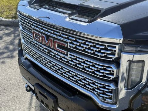Used 2020 GMC Sierra 2500 Denali w/ Denali Ultimate Package image 6
