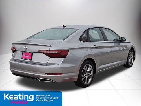 Used 2021 Volkswagen Jetta R-Line w/ R-Line Cold Weather Package image 8