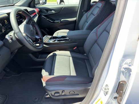 Used 2026 Chevrolet Equinox RS w/ Convenience Package III AWD/4WD image 21