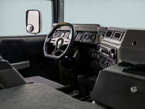 Used 1996 HUMMER H1 4-Door Hard Top image 29