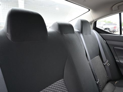 Used 2023 Nissan Versa S FWD image 27