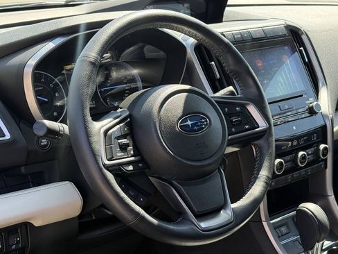 Used 2019 Subaru Ascent Limited AWD/4WD image 4