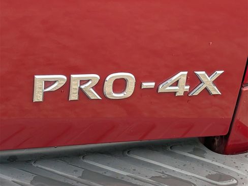 Certified 2021 Nissan Frontier PRO-4X w/ Pro-4x Utility Package image 8