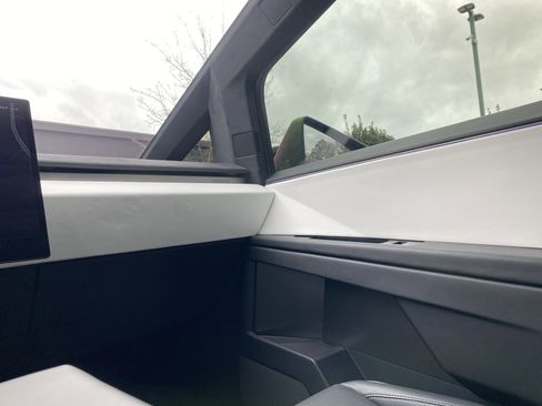 Used 2024 Tesla Cybertruck Cyberbeast image 63