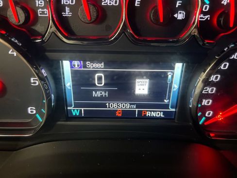 Used 2019 Chevrolet Tahoe Premier AWD/4WD image 13