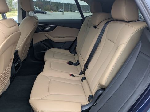 Used 2023 Audi Q8 Premium Plus image 26