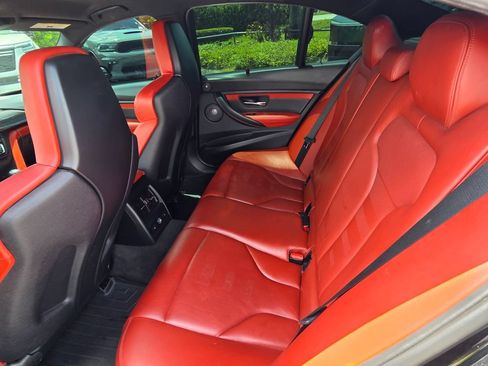 Used 2015 BMW M3 RWD image 22