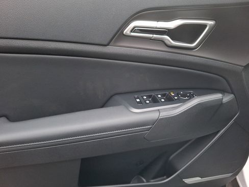 New 2026 Kia Sportage EX image 5