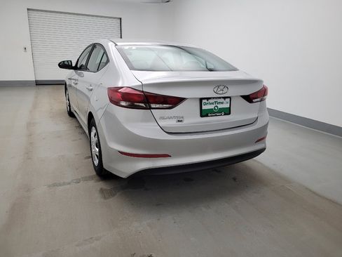 Used 2018 Hyundai Elantra SE w/ Cargo Package image 6