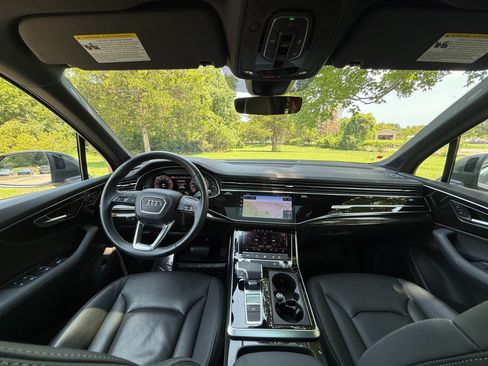 Used 2025 Audi Q7 2.0T Premium Plus w/ Premium Plus Package AWD/4WD image 15