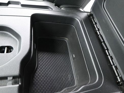 Used 2021 RAM 1500 Big Horn image 32