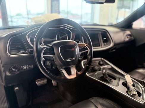 Used 2018 Dodge Challenger GT AWD/4WD image 16