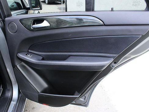 Used 2018 Mercedes-Benz GLE 350 4MATIC SUV image 25