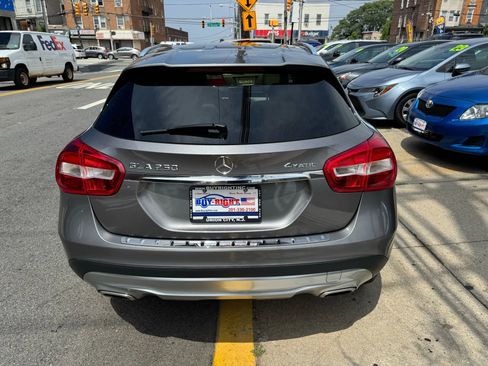 Used 2015 Mercedes-Benz GLA 250 4MATIC image 11