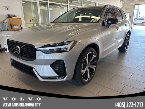 Used 2024 Volvo XC60 B5 Ultimate w/ Protection Package Premier image 1