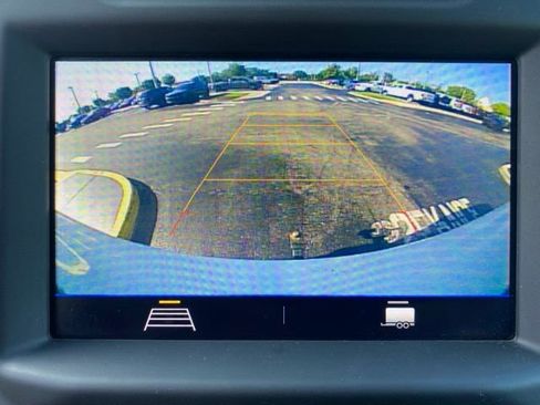 Used 2022 Chevrolet Silverado 1500 Custom image 21