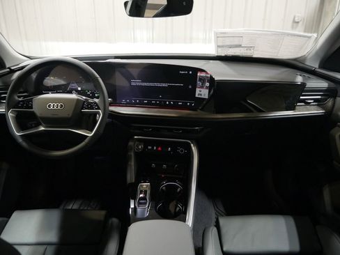 New 2025 Audi Q5 Premium Plus image 34