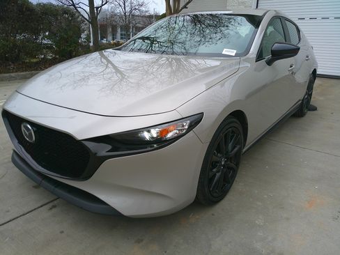 Used 2024 MAZDA MAZDA3 s image 6