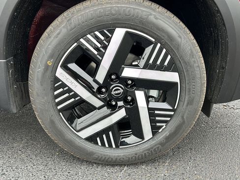 New 2026 Nissan Kicks SV w/ Cold Weather Package image 9