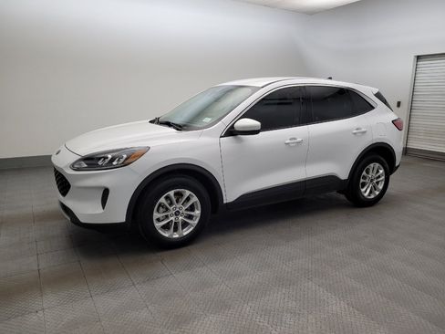 Used 2021 Ford Escape SE AWD/4WD image 2