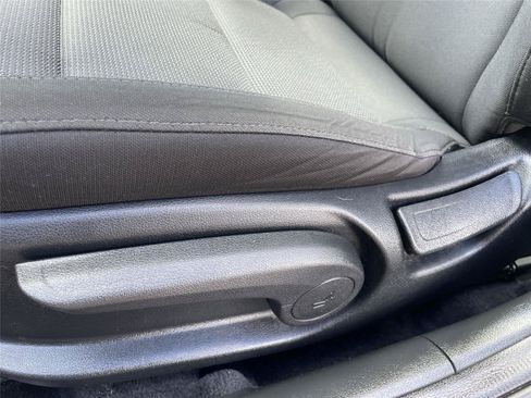 Used 2022 Hyundai Accent SE w/ Cargo Package FWD image 13