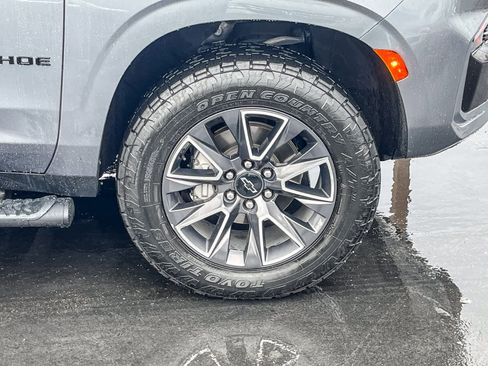 Used 2021 Chevrolet Tahoe Z71 w/ Z71 Signature Package image 9