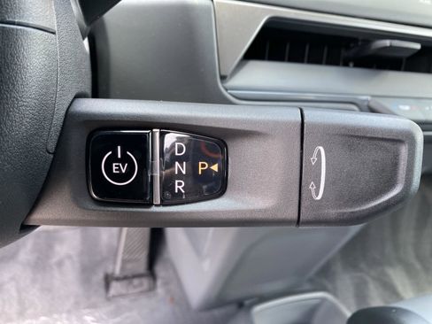 New 2026 Kia EV9 Light image 24