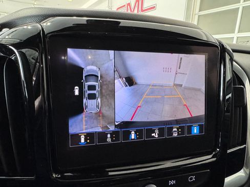 Certified 2023 Chevrolet Traverse Premier AWD/4WD image 20