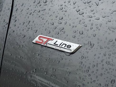 Used 2023 Ford Escape ST-Line Select w/ Tech Pack #2 image 5