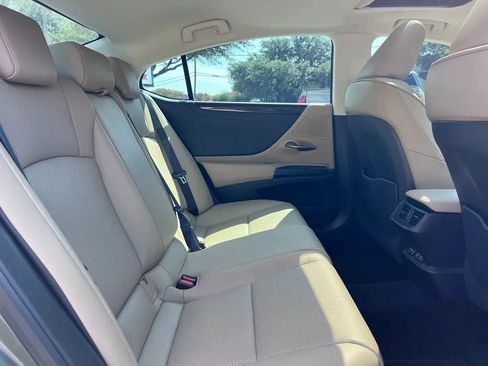 Used 2020 Lexus ES 350 w/ Accessory Package 2 FWD image 23