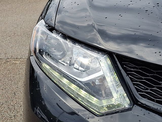 Used 2016 Nissan Rogue SL w/ SL Premium Package AWD/4WD image 9