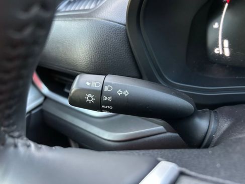 Used 2025 Toyota Grand Highlander FWD image 22