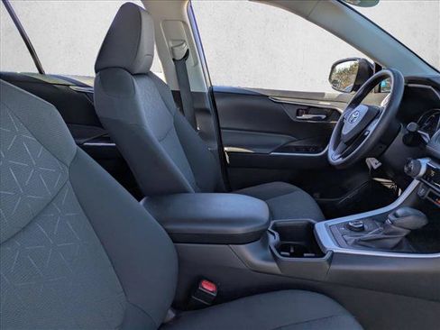 Used 2024 Toyota RAV4 AWD Hybrid image 20