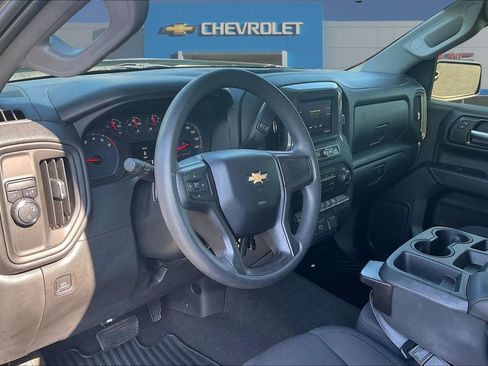 Used 2020 Chevrolet Silverado 1500 Custom w/ Custom Value Package RWD image 18