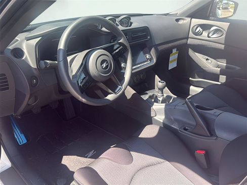 Used 2026 Nissan Z Sport w/ Floor Mat Package RWD image 10