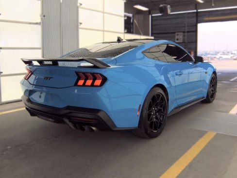 Used 2024 Ford Mustang GT Premium w/ GT Performance Package RWD image 5