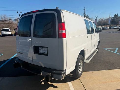 Used 2024 Chevrolet Express 2500 w/ Driver Convenience Package image 5