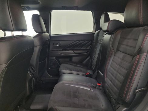 Used 2021 Mitsubishi Outlander LE AWD/4WD image 18