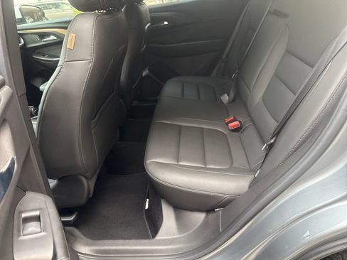 Used 2023 Chevrolet TrailBlazer ACTIV w/ Sun and Liftgate Package AWD/4WD image 9