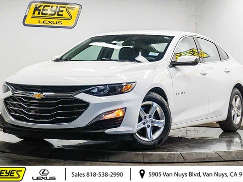 Used 2022 Chevrolet Malibu LS w/ Driver Confidence Package II image 1