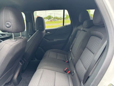Used 2025 Chevrolet Equinox LT FWD image 27