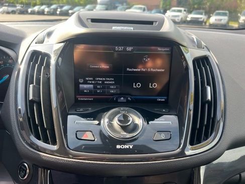 Used 2013 Ford Escape Titanium w/ Parking Technology Pkg FWD image 28