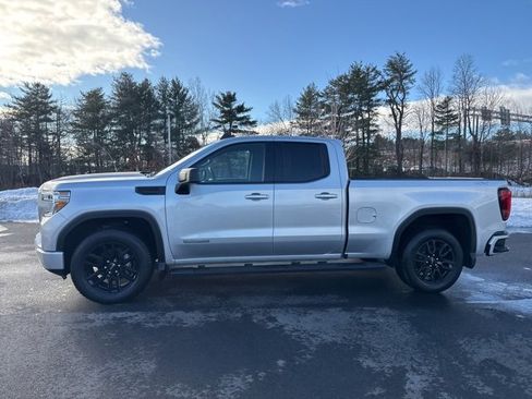 Used 2022 GMC Sierra 1500 Elevation image 2