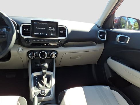 New 2026 Hyundai Venue SEL FWD image 8