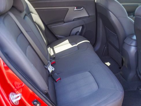 Used 2011 Kia Sportage LX w/ Convenience Pkg FWD image 14