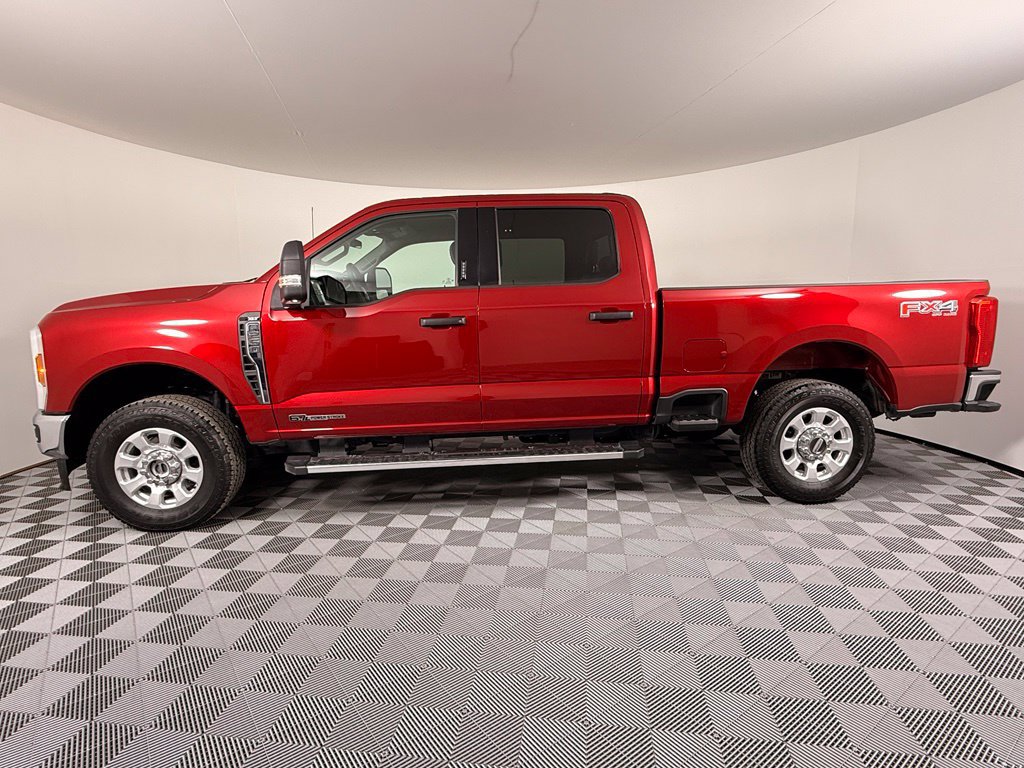 Certified 2024 Ford F250 XLT w/ FX4 Off-Road Package AWD/4WD image 13